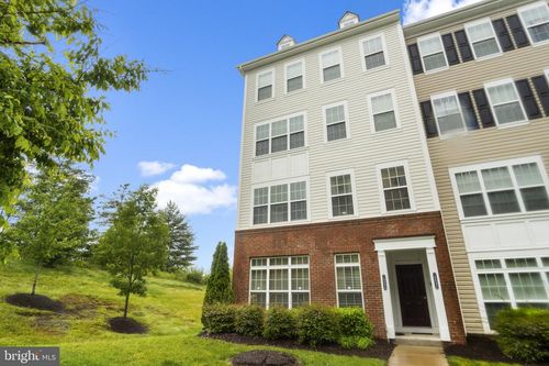 16894 Porters Inn Dr, DUMFRIES, VA, 22026-3041 | Card Image