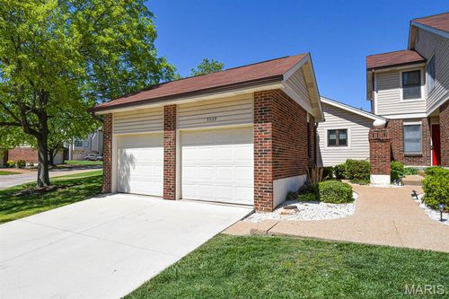 5539 Duchesne Parque Dr, Saint Louis, MO, 63128-4172 | Card Image