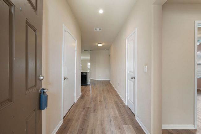 15212 Shell Bark Cv, House other with 4 bedrooms, 2 bathrooms and null parking in Austin TX | Image 4