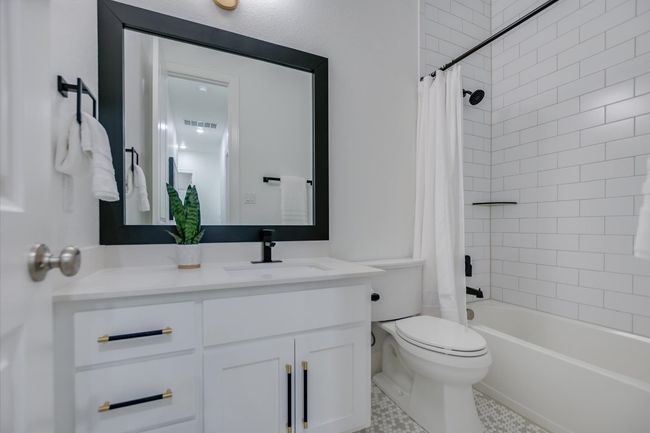 200 Bright Sky Dr, House other with 4 bedrooms, 3 bathrooms and 4 parking in Austin TX | Image 24
