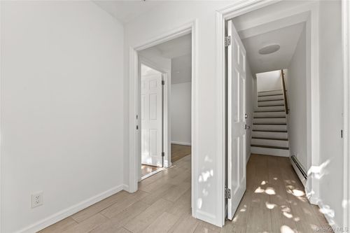 48 Clearview Expy, Bayside, NY, 11364 | Card Image