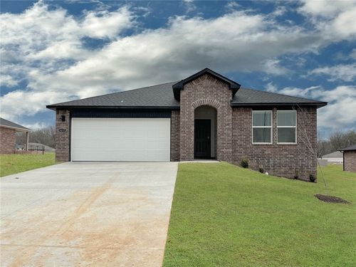 358 Texas Ave, Farmington, AR, 72730-5033 | Card Image