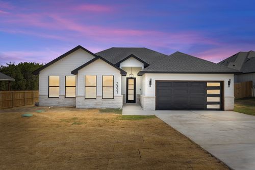 2321 Neches St, Granbury, TX, 76048-6462 | Card Image