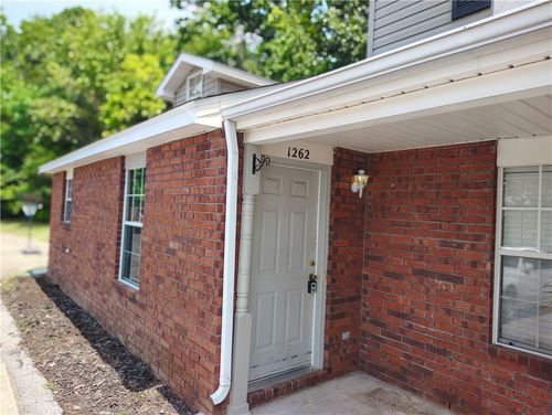 1262 N Iron Horse Dr, Fayetteville, AR, 72703-6018 | Card Image