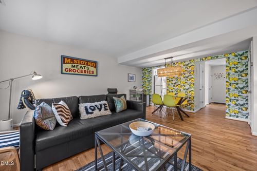 b19-105 Fidelity St, Carrboro, NC, 27510-2065 | Card Image
