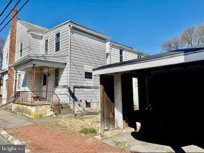 101 N Nice St, Townhouse with 2 bedrooms, 1 bathrooms and null parking in FRACKVILLE PA | Image 4
