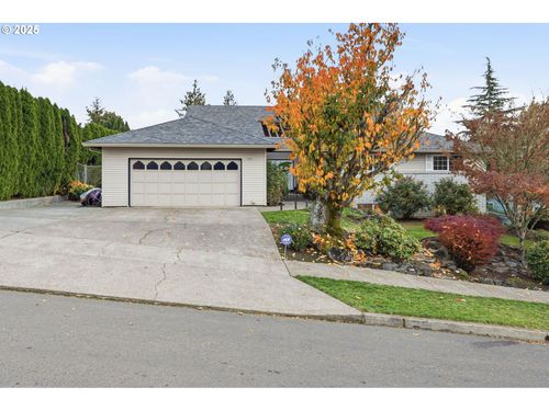 3251 Lavina Dr, Forest Grove, OR, 97116-1043 | Card Image