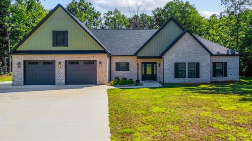 336 Somerset Dr, Appomattox, VA, 24522-1132 | Card Image
