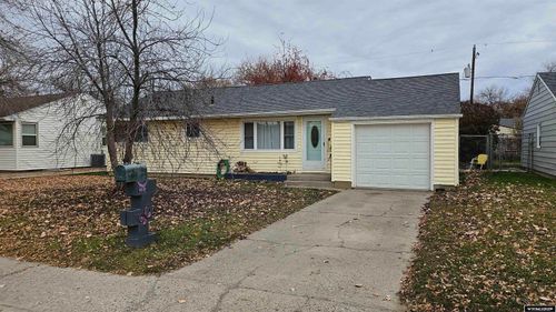 509 S 15th St, Worland, WY, 82401-3500 | Card Image