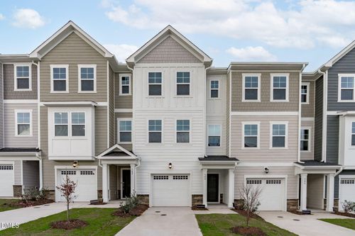 504 Light Oak Way, Apex, NC, 27539-5802 | Card Image