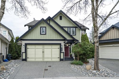 9422 216a St, Langley, BC, V1M4E2 | Card Image