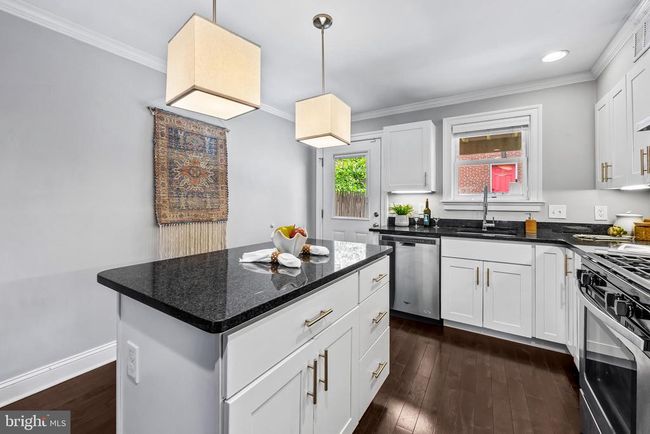 1011 Patapsco St, Townhouse with 3 bedrooms, 3 bathrooms and null parking in BALTIMORE MD | Image 9