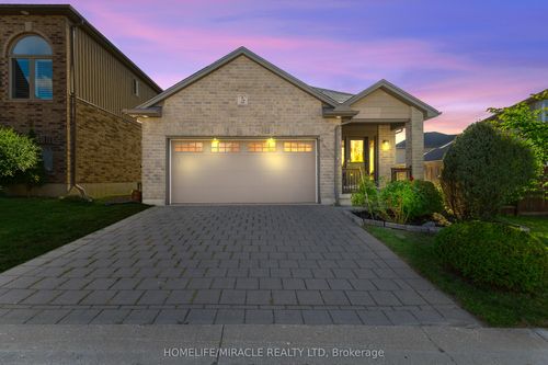2-70 Tanoak Dr, London, ON, N6G5R3 | Card Image