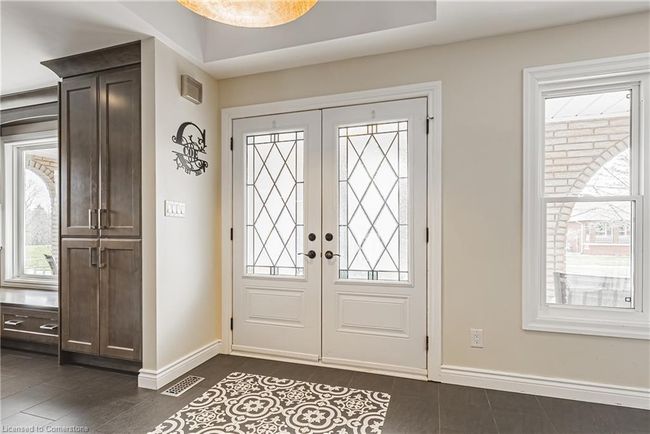 95 Ellington Ave, House other with 5 bedrooms, 3 bathrooms and 5 parking in Stoney Creek ON | Image 5