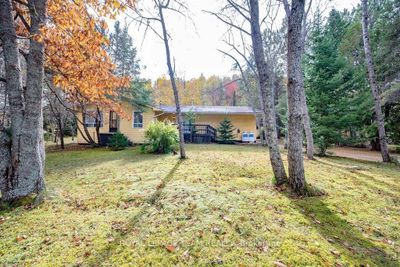 4 Murchison Rd, House other with 3 bedrooms, 1 bathrooms and 8 parking in South Algonquin ON | Image 2