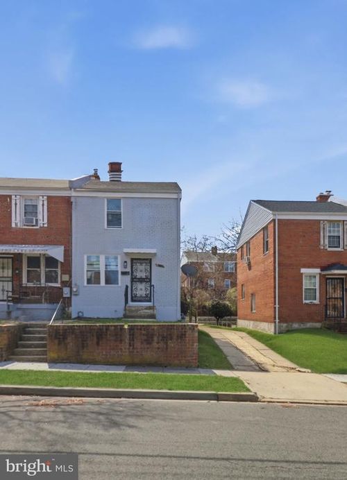 5525 Bass Pl Se, WASHINGTON, DC, 20019-6381 | Card Image