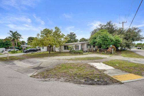 3630 Sw 40th St, West Park, FL, 33023-6376 | Card Image