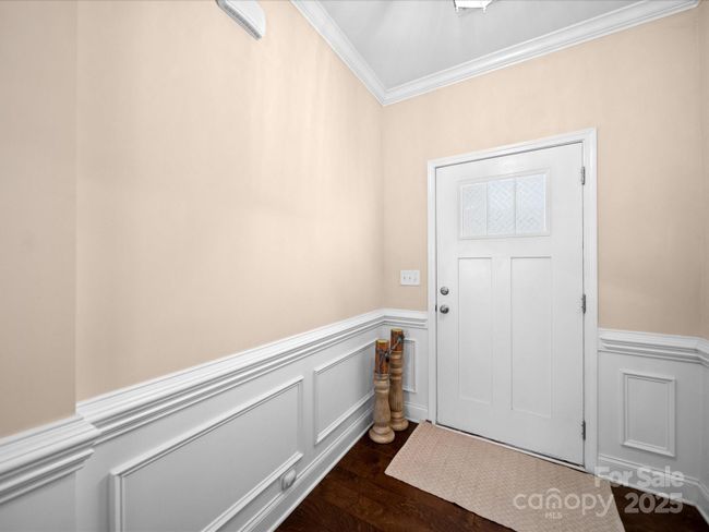 Entry Way | Image 5