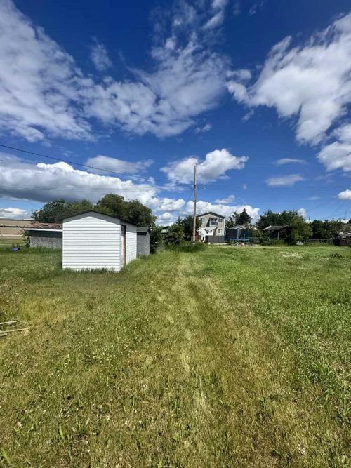 5119 Second St, Boyle, AB, T0A0M0 | Card Image