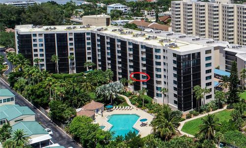 apt-403-5880 Midnight Pass Rd, SARASOTA, FL, 34242-2102 | Card Image
