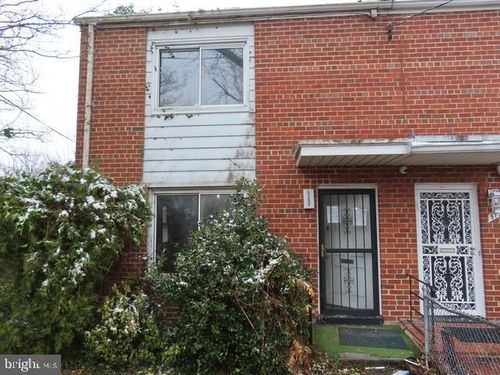 5733 2nd St Ne, WASHINGTON, DC, 20011-2519 | Card Image