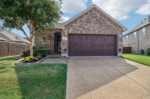 816 Wiltshire Blvd, Lewisville, TX, 75056-6230 | Card Image