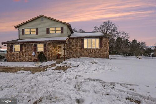 1565 Old Mountain Rd, WELLSVILLE, PA, 17365-9550 | Card Image