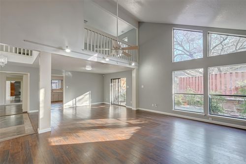 2107 Shadowbriar Dr, Houston, TX, 77077-6012 | Card Image