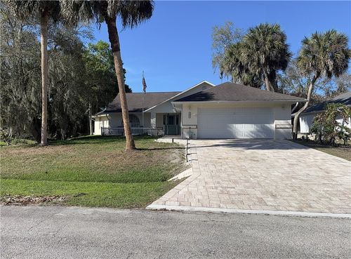 989 Franciscan Ave, SEBASTIAN, FL, 32958-6025 | Card Image