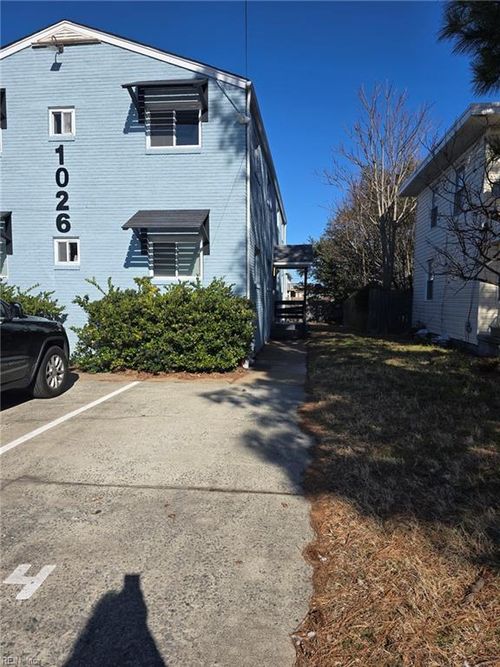 apt-3-1026 Little Bay Ave, Norfolk, VA, 23503-1353 | Card Image