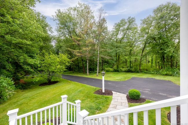 49 Lamppost Dr, House other with 4 bedrooms, 3 bathrooms and 4 parking in Redding CT | Image 21