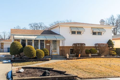 423 S Yale Ave, Addison, IL, 60101-4616 | Card Image