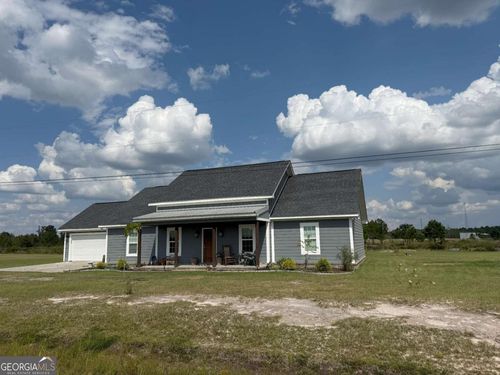 228 Zoarbella Dr, Baxley, GA, 31513-3148 | Card Image
