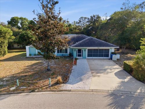 8370 Windridge Way, Weeki Wachee, FL, 34613-7414 | Card Image