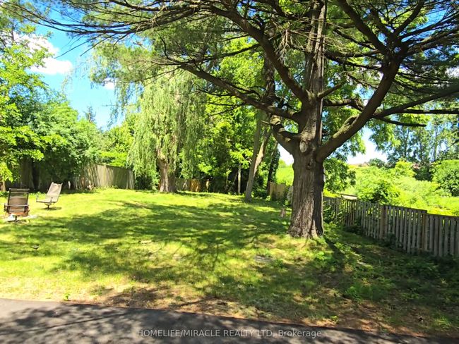 24 Fairview Crt, House other with 7 bedrooms, 2 bathrooms and 8 parking in London ON | Image 24
