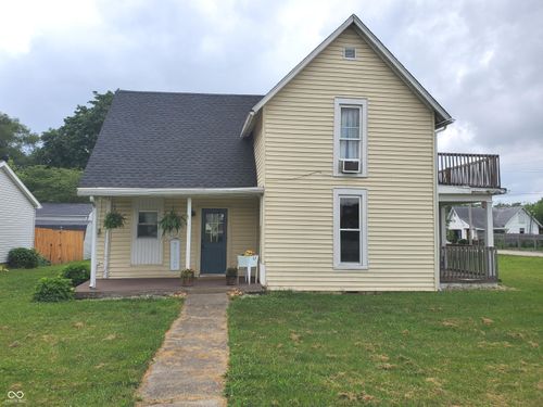 702 W Cross St, Brownstown, IN, 47220-1216 | Card Image