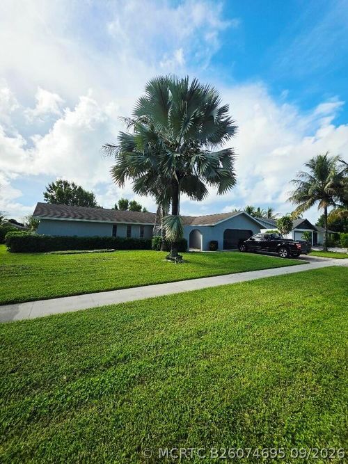 12758 Guilford Cir, Wellington, FL, 33414-5507 | Card Image