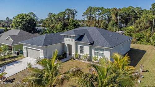 951 Sareta St Se, Palm Bay, FL, 32909-5817 | Card Image