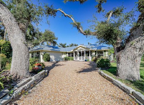 545 Indian Lilac Rd, Vero Beach, FL, 32963-1450 | Card Image