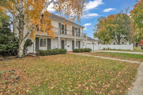 705 12th Ave N, Estherville, IA, 51334-1120 | Card Image