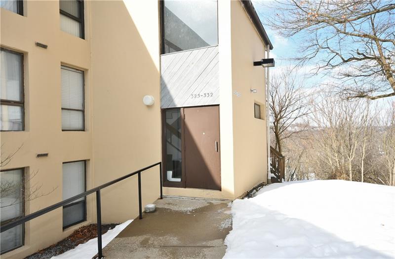 326 2034 Swallow Hill Road, Sold in Scott Twp Sal Zoocasa