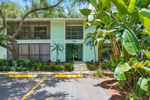 207-3295 Fox Chase Cir N, PALM HARBOR, FL, 34683-2356 | Card Image