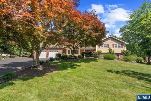 36 Underwood Rd, Montville, NJ, 07045-9325 | Card Image