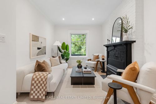 11 Bertmount Ave, Toronto, ON, M4M2X8 | Card Image