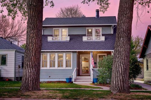 3127 Thomes Ave, Cheyenne, WY, 82001-2551 | Card Image