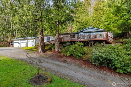 12358 Huckleberry Ln, Sedro Woolley, WA, 98284-7799 | Card Image