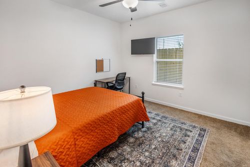 5015 Reed Rd, Houston, TX, 77033-4015 | Card Image