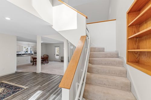 14 Sterling Springs Dr, White River Junction, VT, 05001-2970 | Card Image