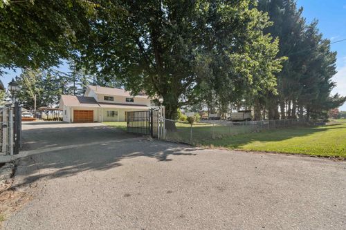 5460 Interprovincial Highway, Abbotsford, BC, V3G2P6 | Card Image