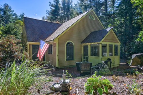 37-10 Wildflower Ln, North Conway, NH, 03860-6311 | Card Image
